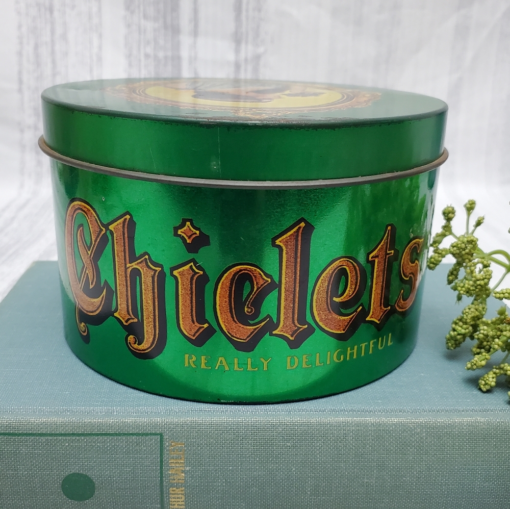 Vintage Green Chiclets Candy Tin * - Picture 4 of 10
